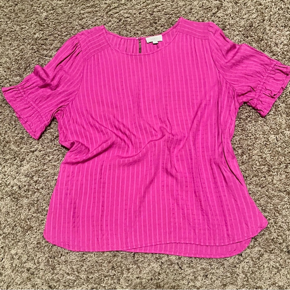 LOFT short sleeved top. New without tags.